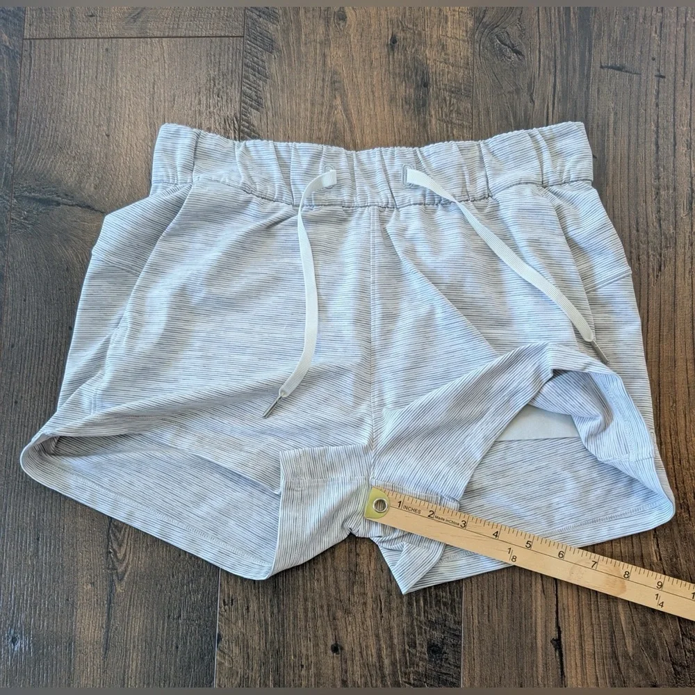 Lululemon On The Fly Short *2.5